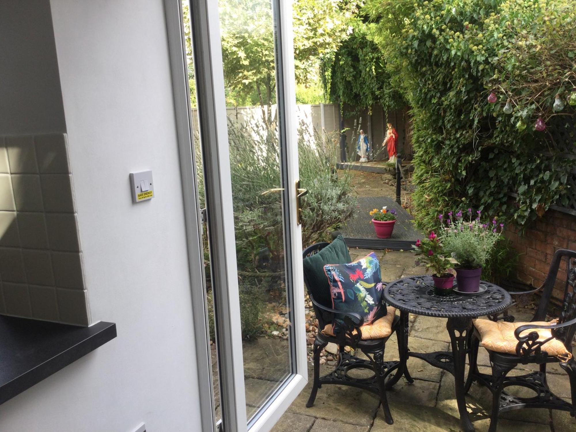 Oakleigh 1 Bed Ground Floor Garden View Apartment Free Onsite Parking Stratford-upon-Avon Extérieur photo